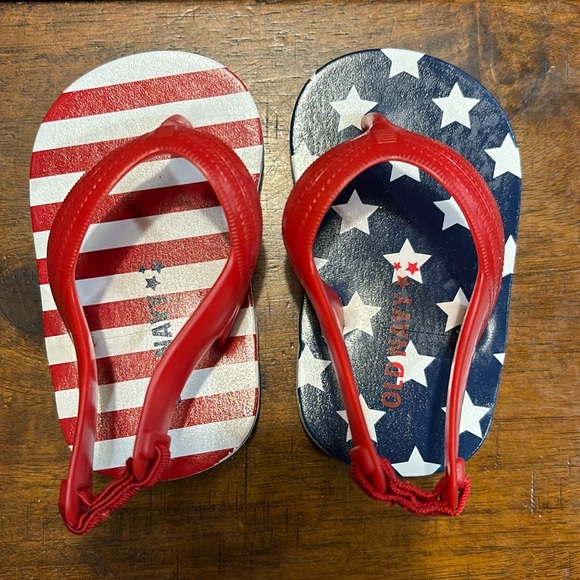 Old Navy infant flops. Red White Blue. - Picture 1 of 4